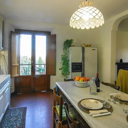 5 Bedroom In Di Comp,
