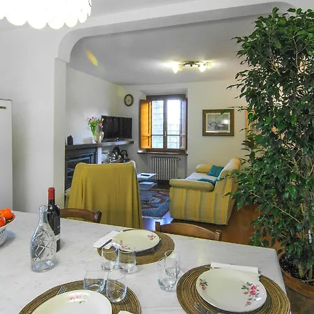 5 Bedroom In Di Comp, *
