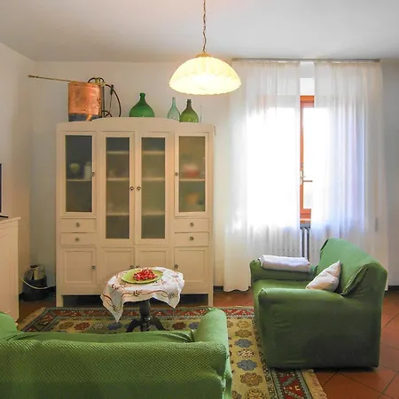 Dom wakacyjny 5 Bedroom In Di Comp, *